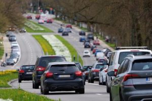 Primarul interimar al Bucureștiului: Lipsa taxării mașinilor poluante a contribuit la întârzierea îmbunătățirii calității aerului în Capitalăea noastră”