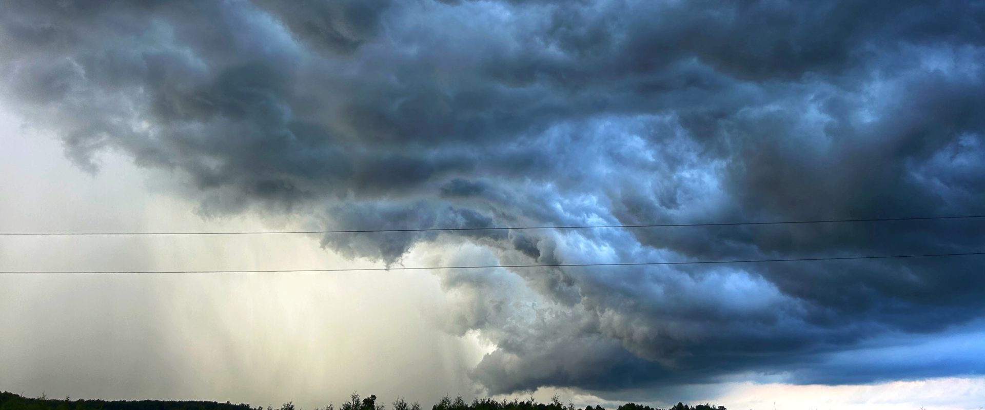 100+ mm in 3 hours: Heavy rain batters parts of southern Ontario
