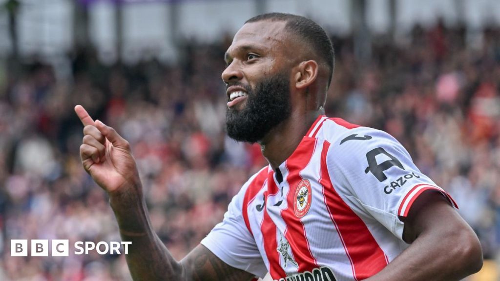 Premier League LIVE: Brentford v Man Utd in first of seven games, plus Graham Potter sacking reaction
