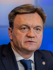 Premierul Dorin Recean afirma: Infrastructura legata de alegerile din Moldova a fost tinta mai multor incercari de atacuri cibernetice, ieri si astazi.