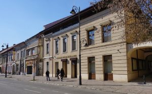 Primarul din Bistrița contestă informațiile despre numărul celor care riscă să își piardă locul de muncă, afirmând că cifra reală ar fi de trei ori mai mare decât cea comunicată anterior