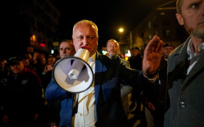 Agenția rusă Tass preia pe prima pagină declarația prin care Igor Dodon a proclamat victoria opoziției la alegerile din Republica Moldova / Rezultatele arată cu totul altceva