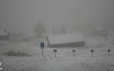 VIDEO. Ninge ca-n povești în câteva localități și zone montane din România. Transfăgărășanul e alb