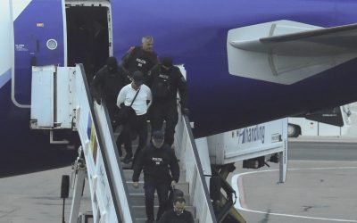 Vladimir Plahotniuc a ajuns încătușat la Chișinău. Oligarhul acuzat de „jaful secolului” în R. Moldova a fost extrădat de Grecia