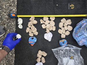 23 de persoane au fost reținute la Arad în urma a 64 de percheziții efectuate asupra presupusilor traficanți de droguri