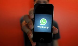WhatsApp aduce funcții noi: ștergeri automate și verificare AI a informațiilor