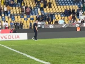Liviu Ciobotariu a reacționat imediat după solicitarea de demisie primită la încheierea confruntării cu Dinamo.