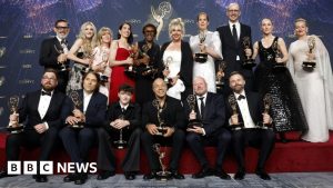 Succesul la Emmy în adolescență a lăsat producătorul fără timp pentru toaletă.