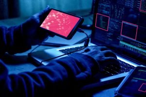 Hackeri pot folosi date simple: avertismentul DNSC pentru români