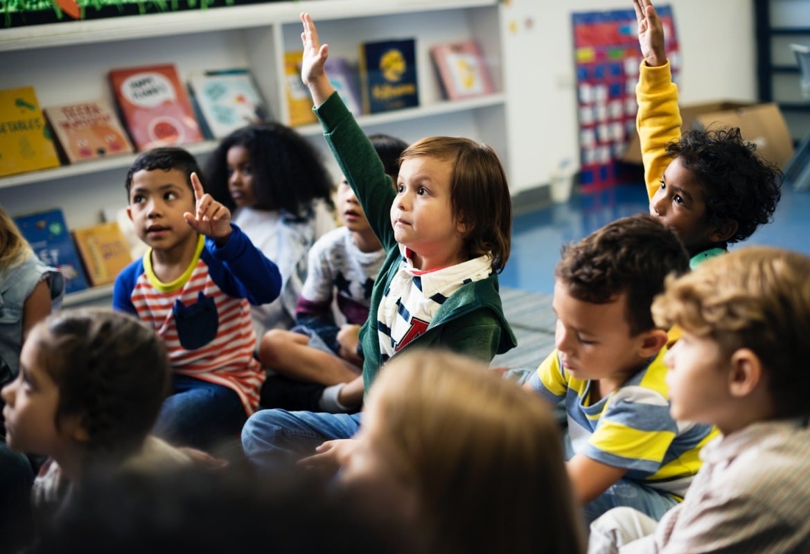 batch_happy-kids-elementary-school.jpg