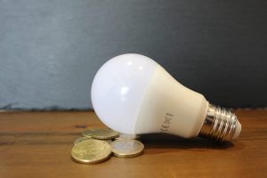 IMM România: Mai mult de jumătate dintre companiile din București-Ilfov au raportat creșteri ale costurilor la electricitate de cel puțin 21% în ultimele trei luniea noastră”