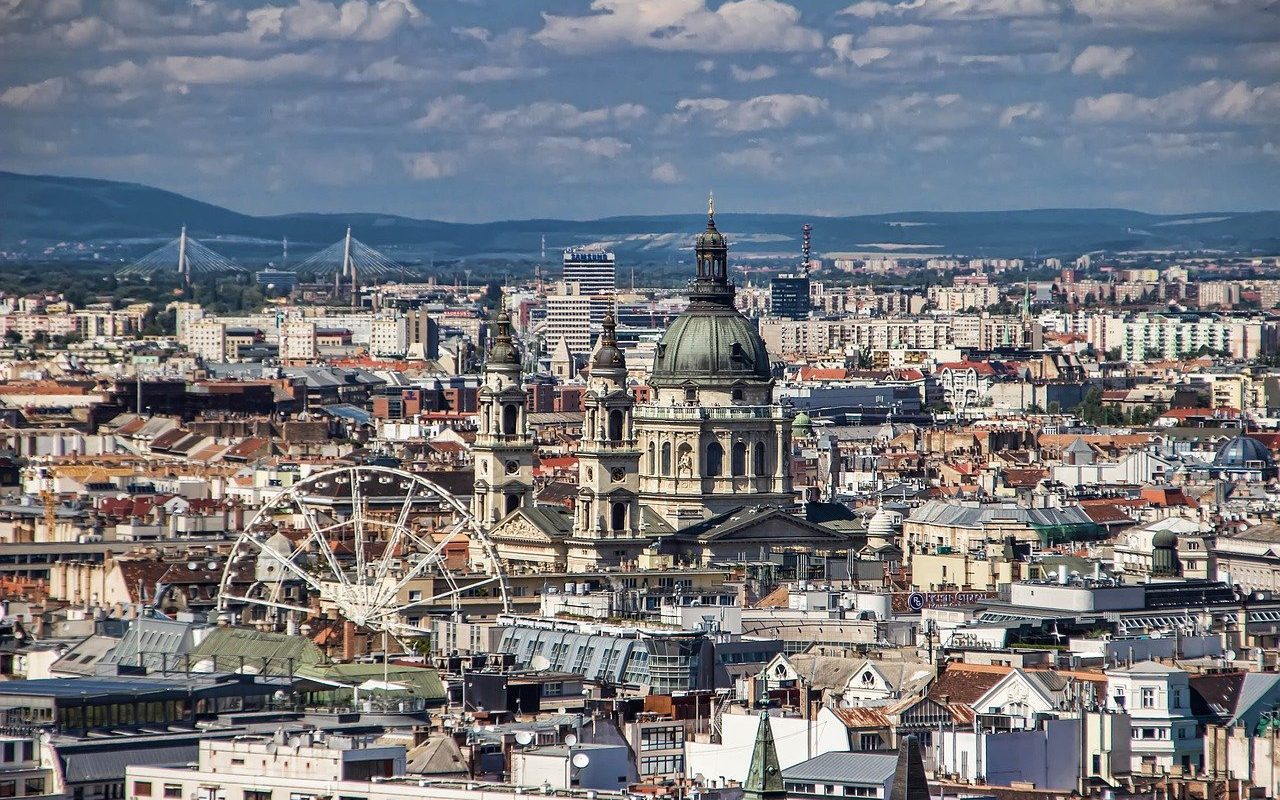 budapest-3110285_1280.jpg