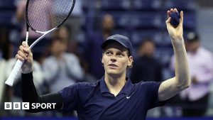 Rezultatele US Open 2025: Jannik Sinner îl învinge pe Lorenzo Musetti, pregătindu-se pentru semifinală cu Felix Auger-Aliassime.
