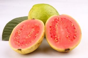 Fruct tropical cu o componentă secretă care combate cancerul