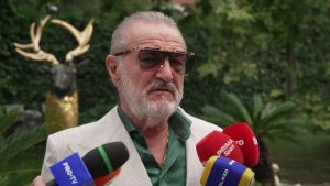 Gigi Becali l-a desființat pe jucătorul de la FCSB: „Își pierde vremea pe teren”