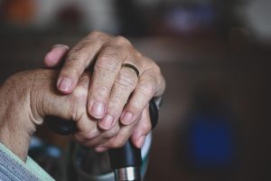 Pensionarii români rezidenți în străinătate trebuie să dovedească că sunt în viață pentru a evita suspendarea pensiei începând din 1 octombrieea noastră”