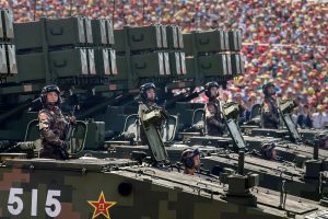 China își arată noile arme avansate la parada militară, demonstrând puterea globală