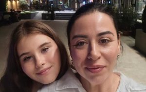 Oana Roman petrece prima zi de școală cu Isabela, fără Marius Elisei. Ce declarații face?