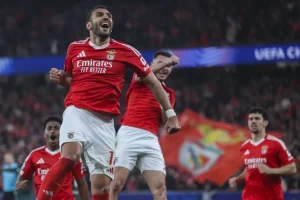 Gil Vicente a avut de lucru, însă Benfica revine pe calea victoriei grație celor două goluri ale lui Pavlidis.