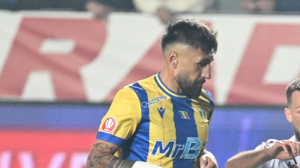 petrolul-ploiesti-rapid-bucuresti-superliga-superbet-27092025.jpg