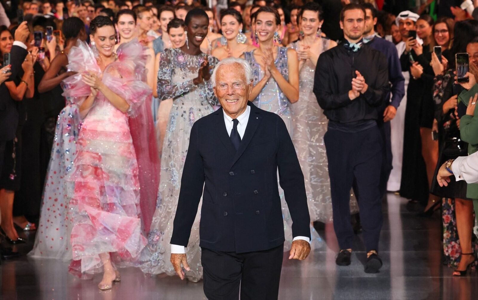 [ad_1] O expoziție retrospectivă care celebrează activitatea de jumătate de secol a lui Giorgio Armani va fi inaugurată miercuri într-un muzeu din Milano