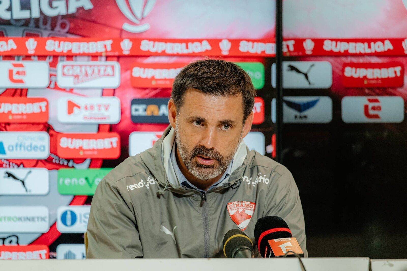 [ad_1] Antrenorul echipei de fotbal Dinamo București, Zeljko Kopic, a discutat recent despre importanța meciului cu Universitatea Craiova, programat vineri seara, în cadrul etapei a 11-a a Superligii
