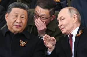 Vladimir Putin și Xi Jinping, obsesia pentru veșnicie și secretul fericirii în La-La-Land