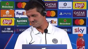 Incident hilar cu Chivu în centrul atenției! Ce i s-a întâmplat antrenorului român la briefingul de presă