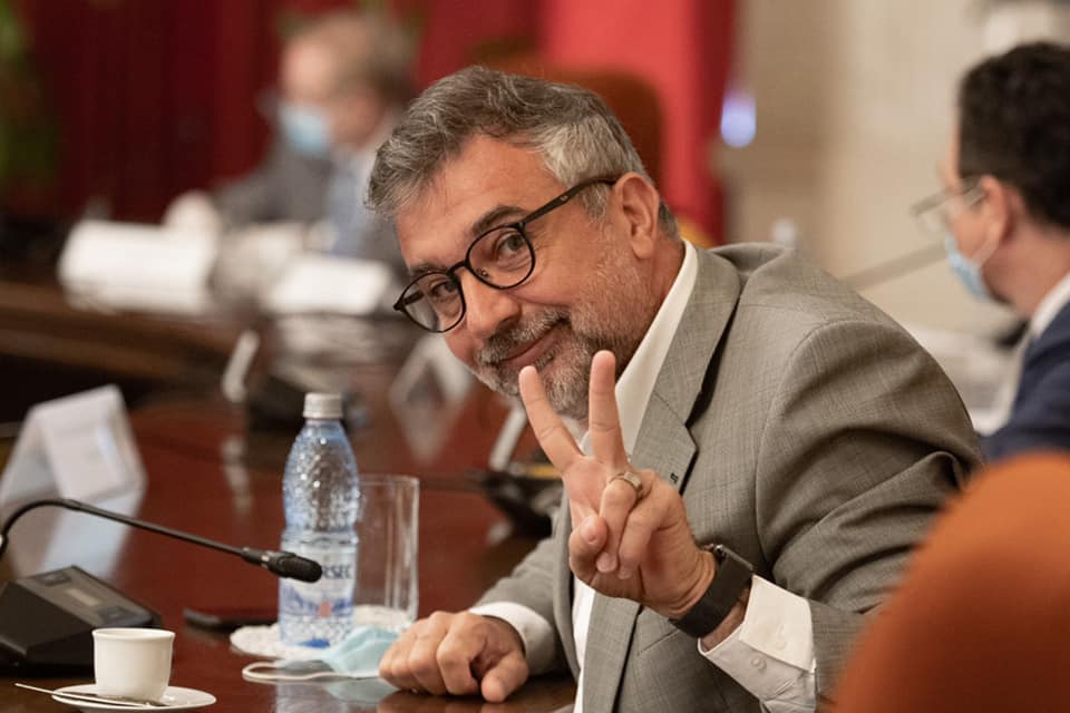 senatorul-lucian-romascanu-fmgw.jpeg