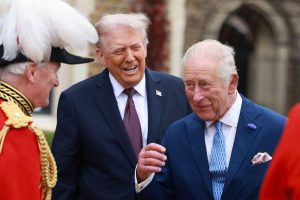 Regele Charles și Donald Trump s-au complimentat la banchet, subliniind sprijinul pentru Ucraina.