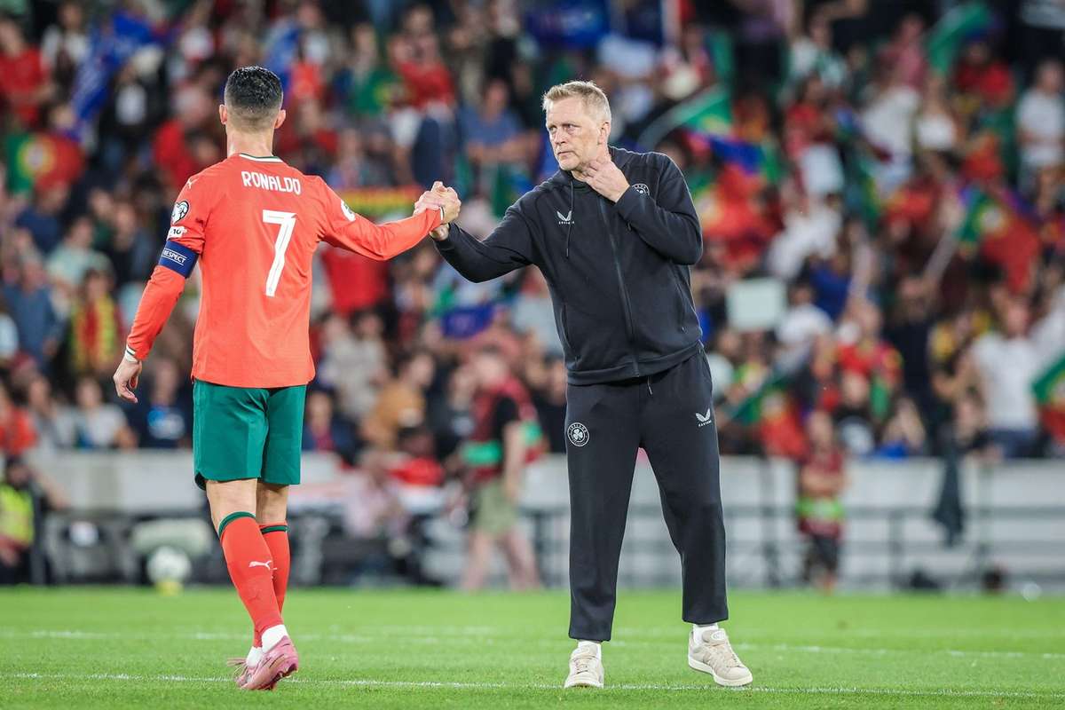 Heimir Hallgrimsson, antrenorul echipei naționale a Irlandei: „Arbitrul a arătat mai mult respect față de Portugalia”