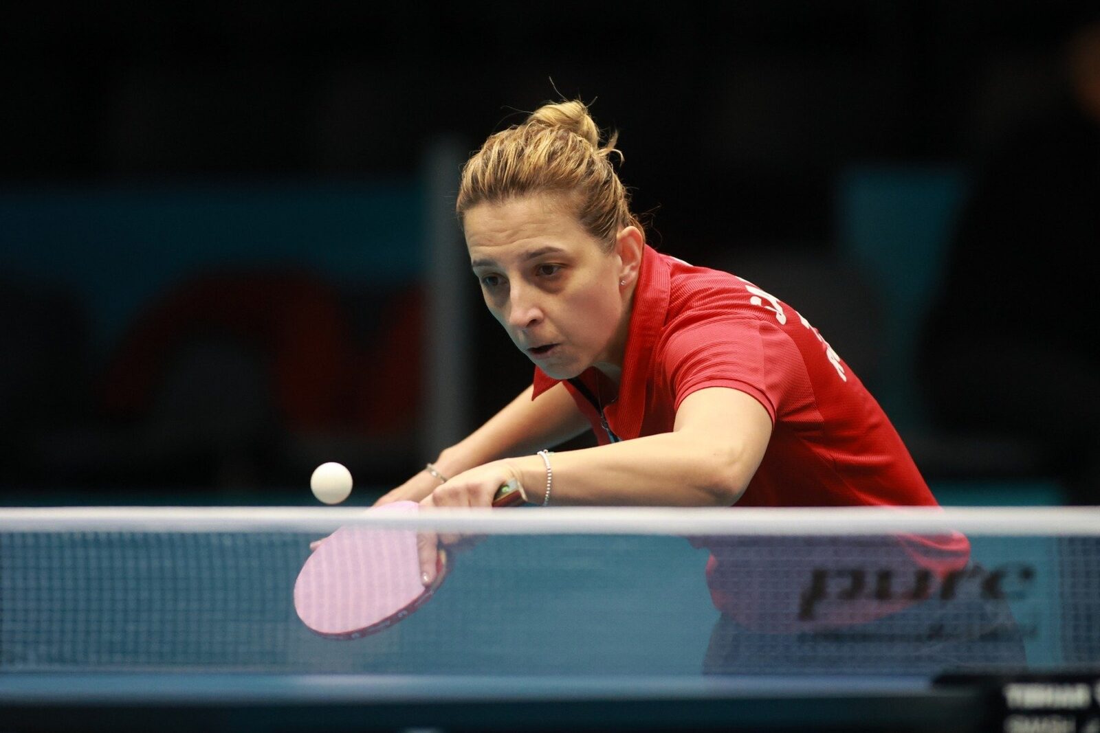 Echipa feminină de tenis de masă a României ajunge în sferturile Campionatului European după victoria asupra Serbiei, urmând să înfrunte câștigătoarea dintre Slovacia și Croația