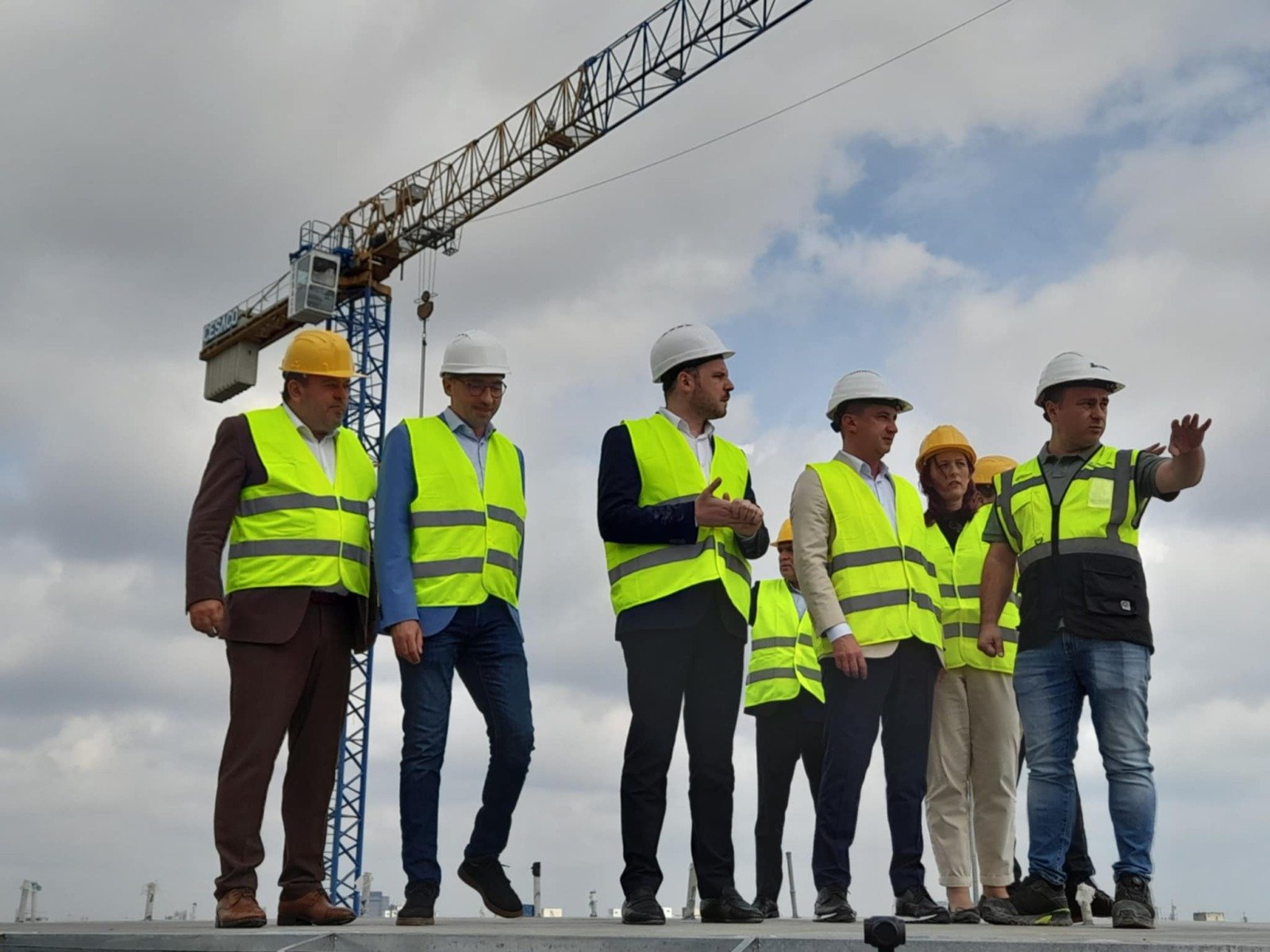 Ministrul Sănătății anunță tratament național pentru arștii grav, în centre din țară / „Suntem departe de perfecțiune, însă avem primele spitale moderne construite după Revoluție”