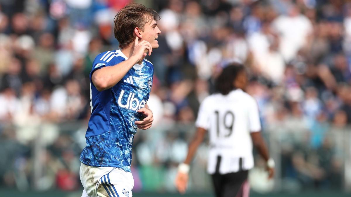 [ad_1] I lariani au învins Juventus cu 2-0 pe teren propriu, marcând prima înfrângere a echipei bianconere în actualul sezon