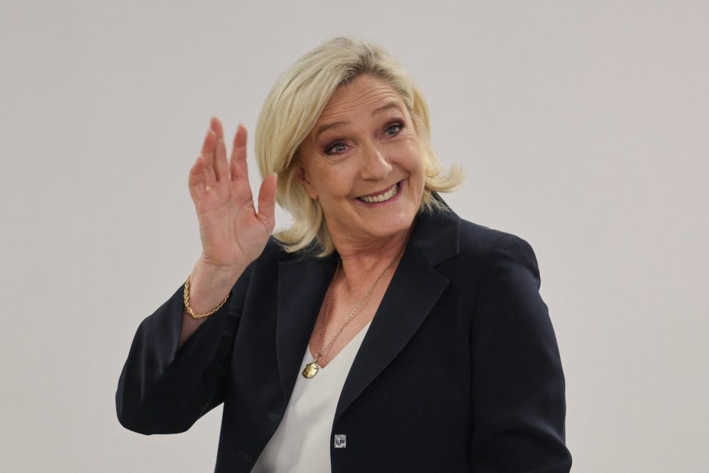 AFP__20240630__34ZY9KH__v10__HighRes__CorrectionTopshotFrancePoliticsVote.jpg