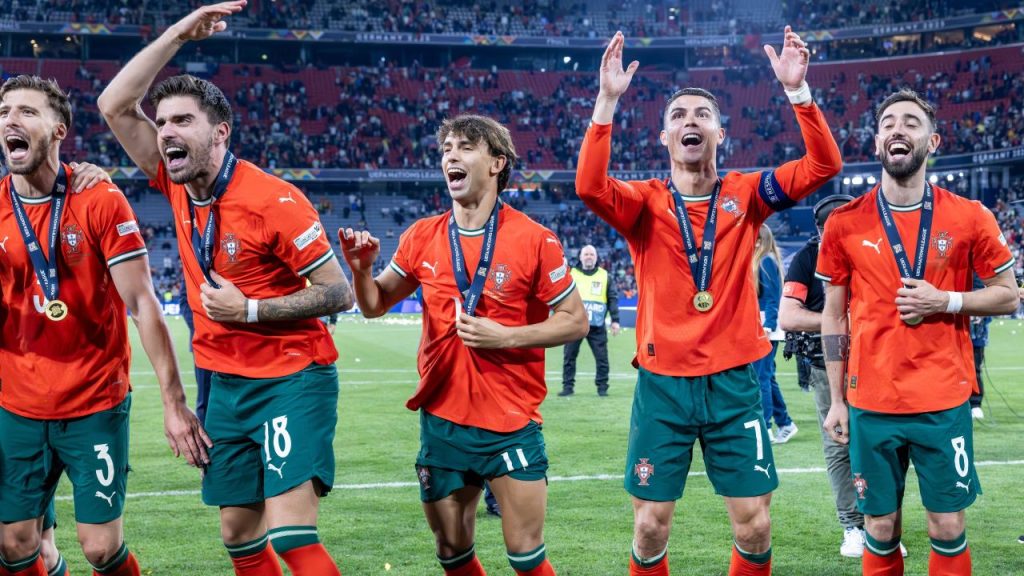 Portugalia lui Ronaldo și Spania joacă astăzi în preliminariile CM 2026! Seară plină de fotbal pe Sport.ro