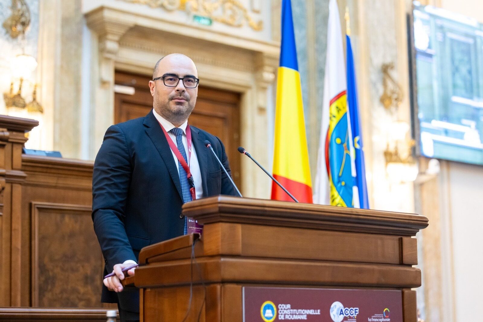 Conf. univ. dr. Bogdan Dima: Curtea Constituțională a modificat din nou structura fundamentală a exercitării puterii politice în încercarea de a bloca o lege menită să reducă pensiile magistraților