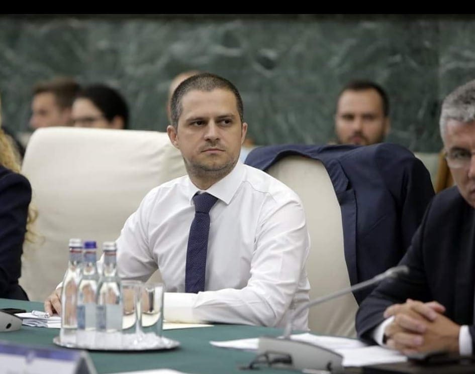 Bogdan-Trif-ministrul-turismului-Facebook.jpg