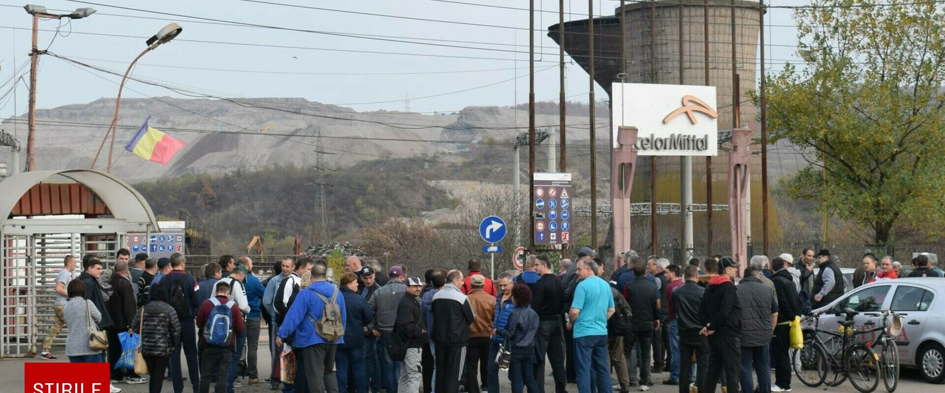 O nouă răsturnare de situație. Combinatul din Hunedoara se închide definitiv, după ce angajații ar fi fost rechemați la muncă