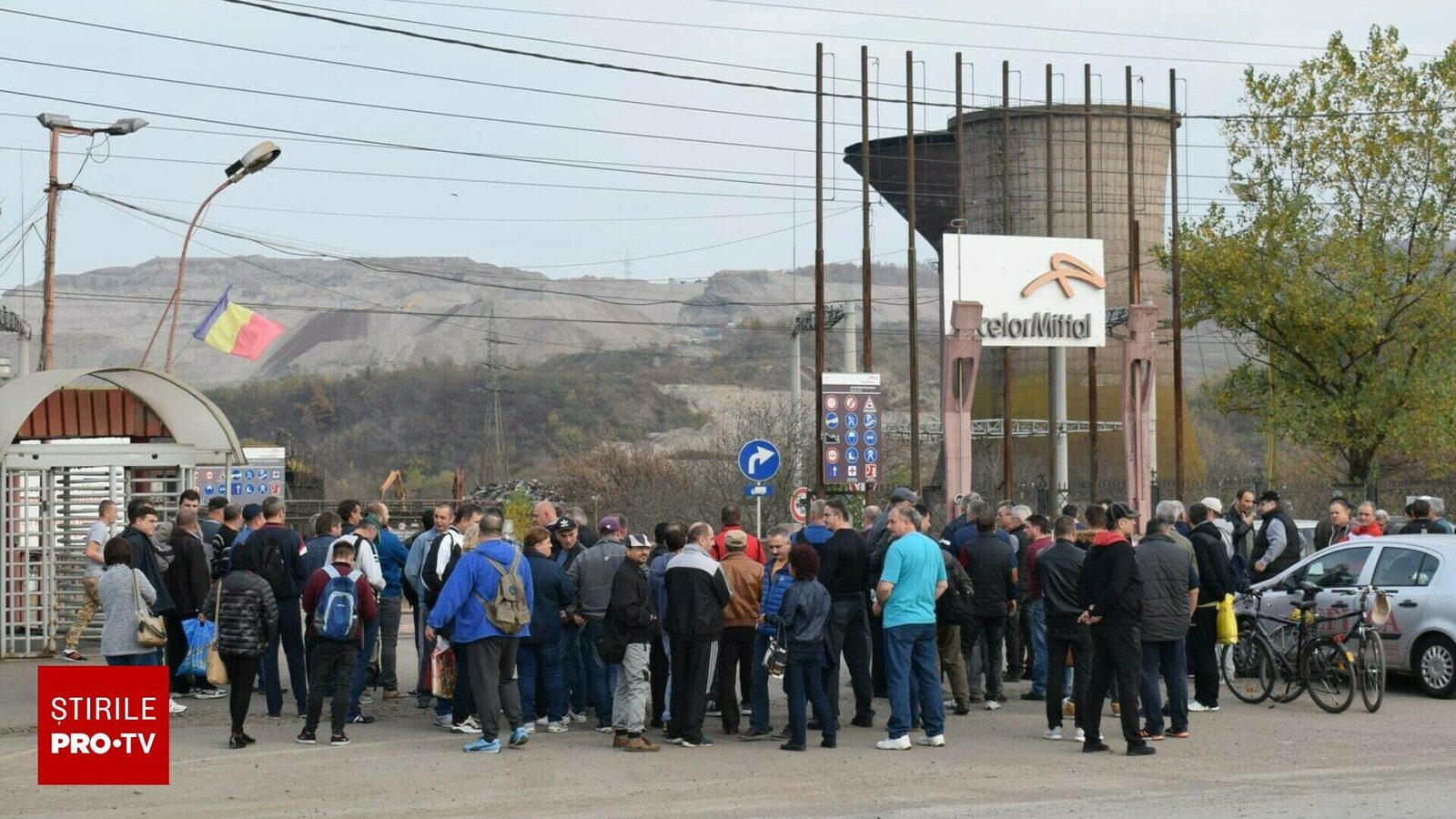 Combinatul din Hunedoara se închide pentru totdeauna, în ciuda chemării angajaților la muncă.