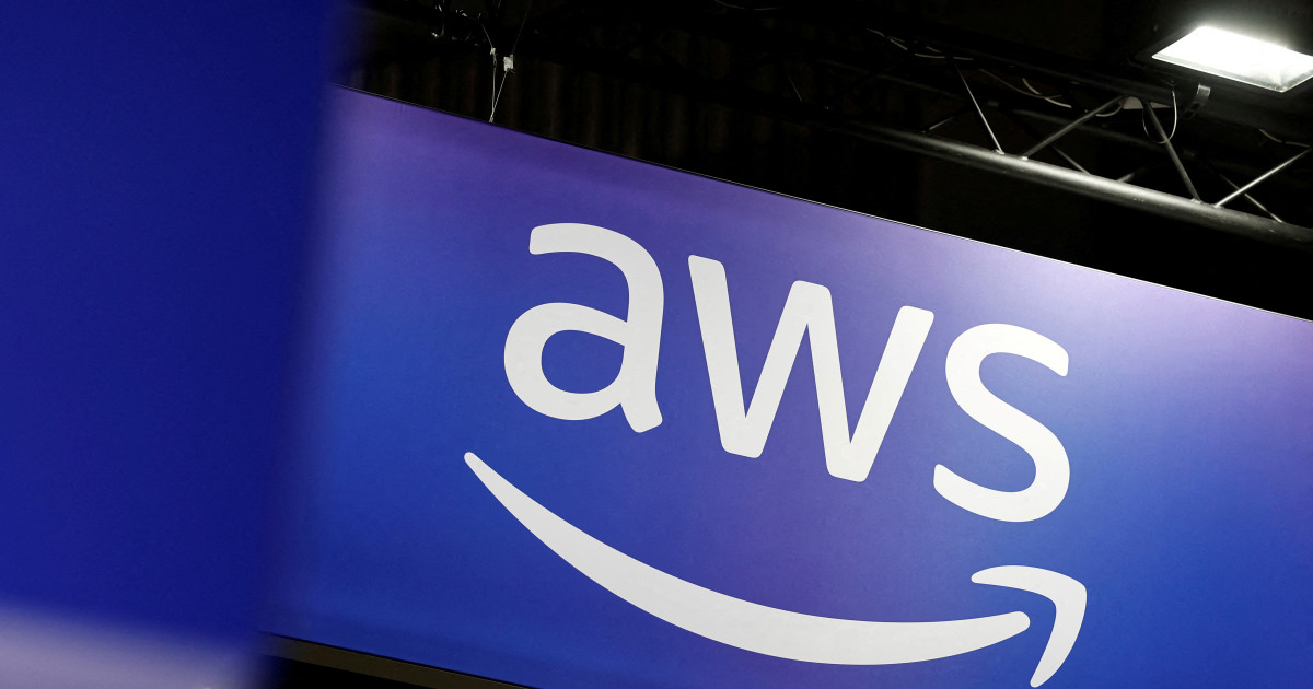 Pană majoră la Amazon Web Services: sunt afectate site-uri, aplicații, jocuri oline și servicii bancare