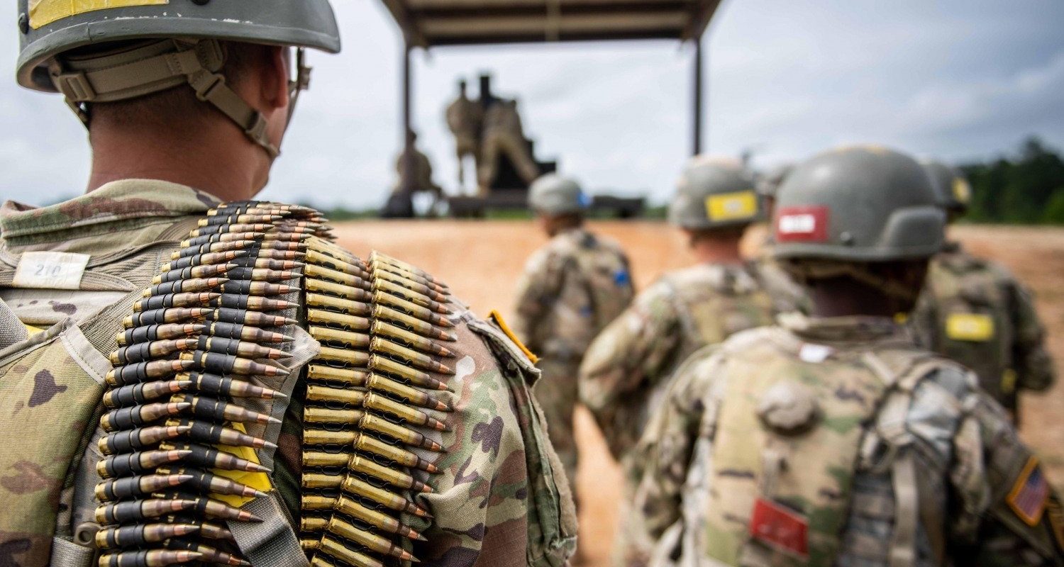 [ad_1] Armata americană își reduce prezența în Irak, a anunțat marți Ministerul Apărării, motivând decizia prin rezultatele obținute în combaterea organizației Statul Islamic, pe care o consideră acum învingătoare