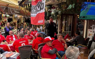 Au invadat Centrul Vechi! Fanii Austriei, show pe străzile Capitalei