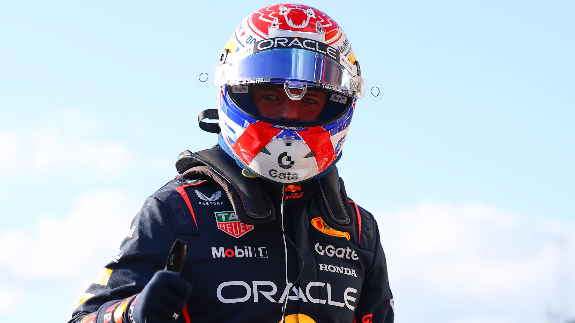 Max Verstappen câștigă pole position în fața lui Lando Norris și Oscar Piastri în timpul unei califizări Sprint captivante la Austin.