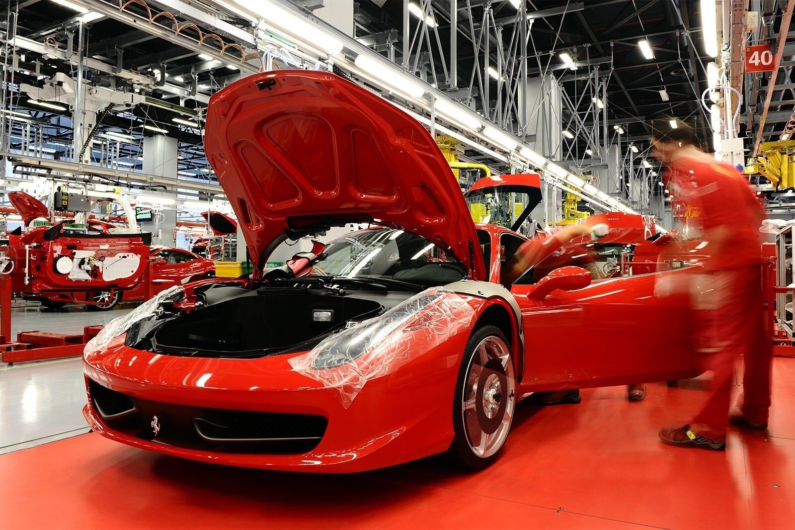 Elettrica își amplifică motorul propriu, evitând falsificarea sunetului, diferit de un V12