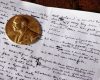 Index - Kultúr - Minden jel arra mutat: magyar kapja idén a Nobel-díjat