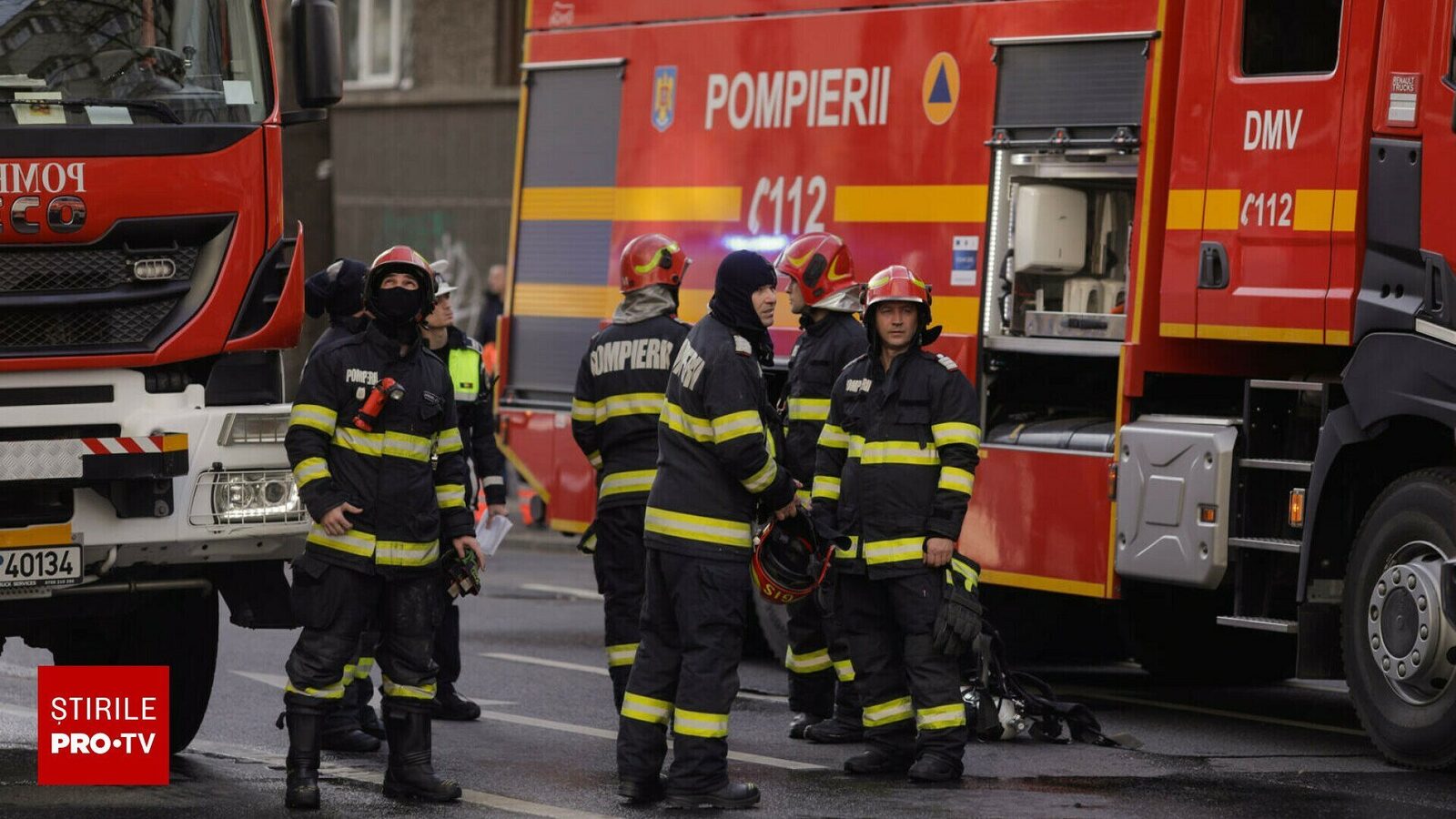 Intervenție a pompierilor în București, pe fondul vremii severe anunțate de meteorologi.