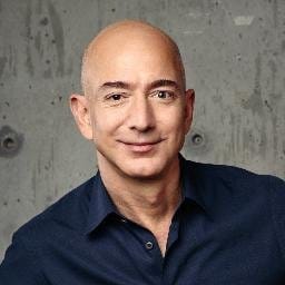 Jeff Bezos declară că inteligența artificială este într-o fază de