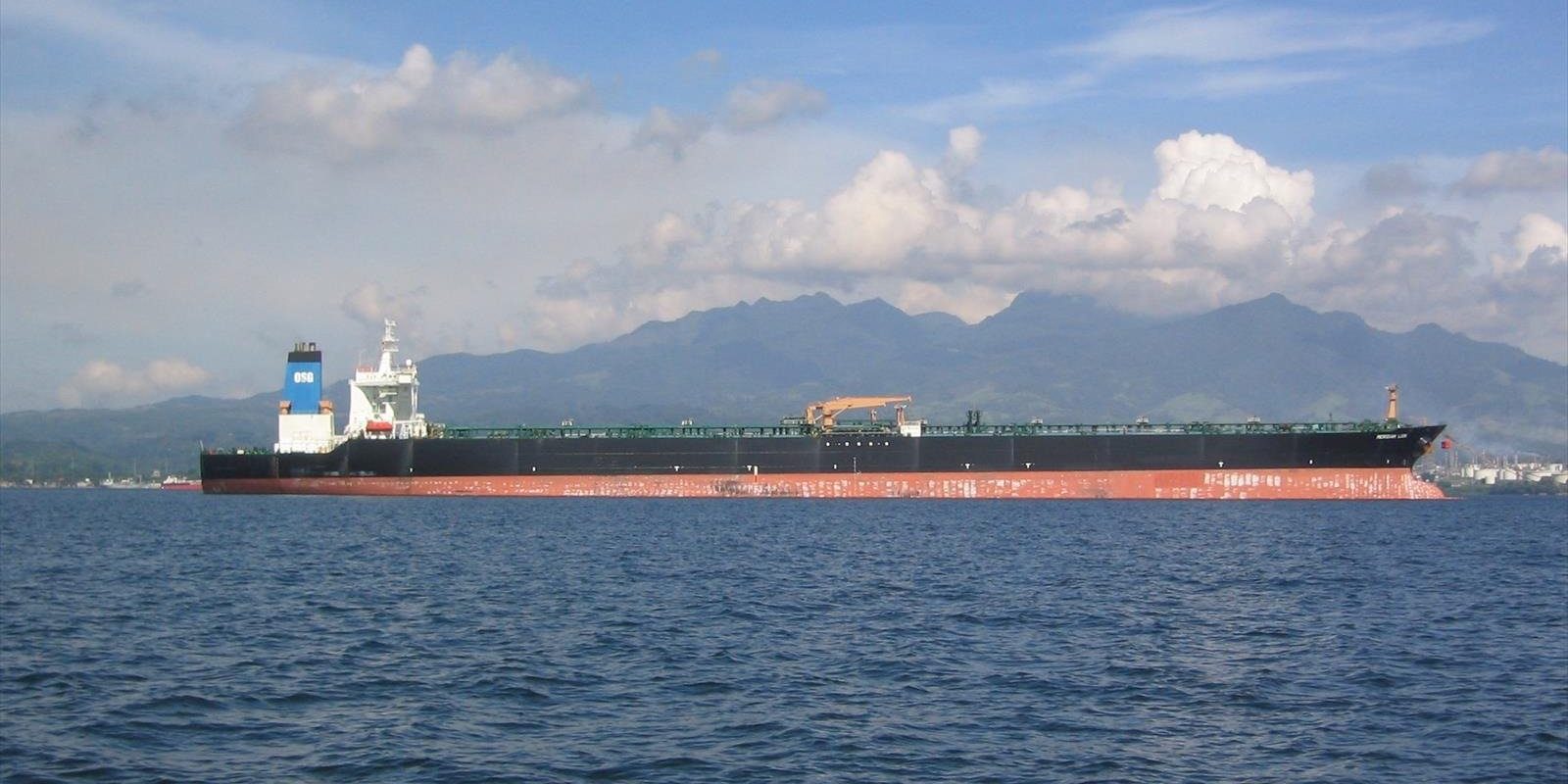 MT-Arman-114-petrolier-iranian-transport-petrol-titei.jpg