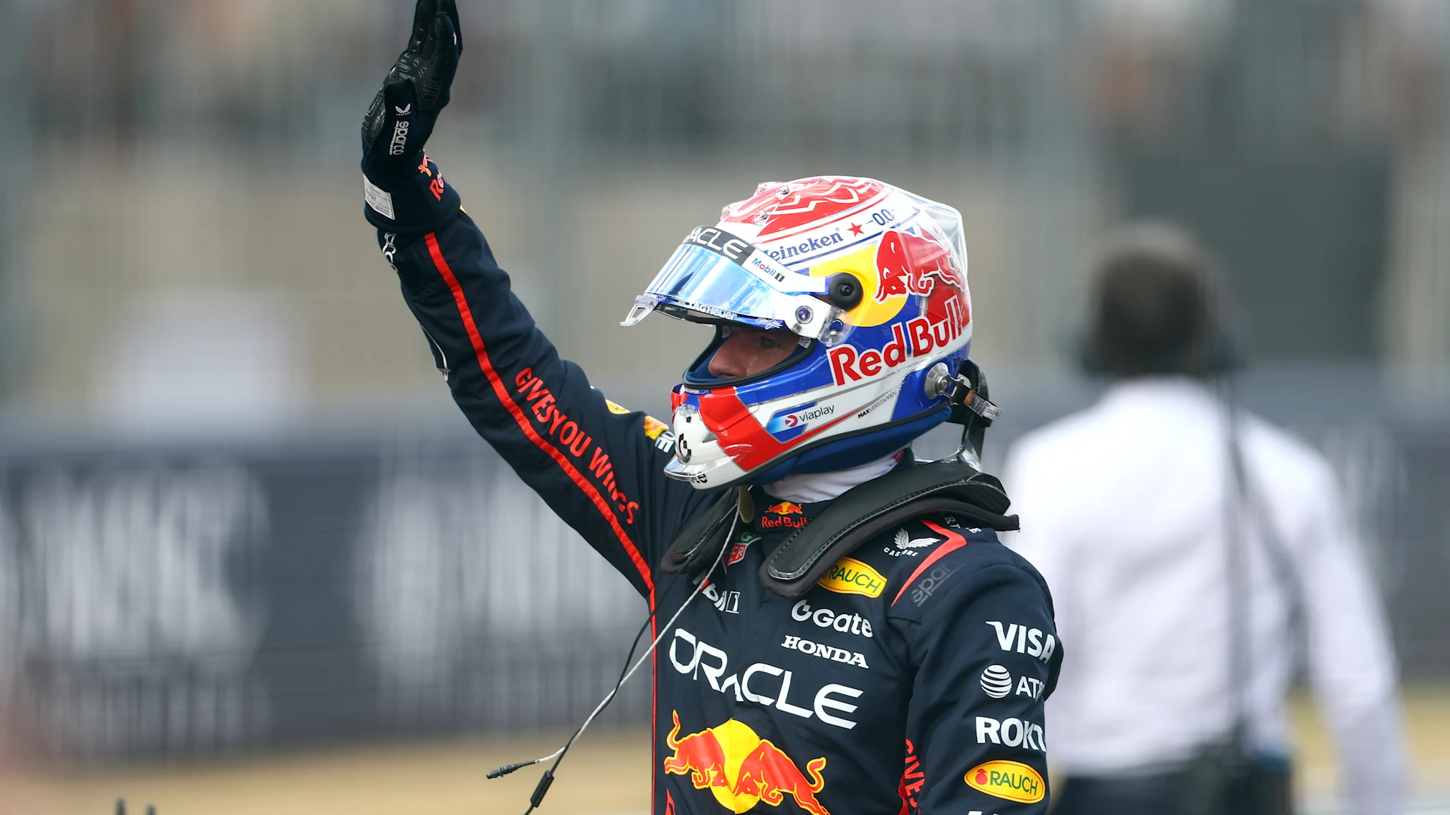 Max Verstappen câștigă sprintul dramatic de la Austin, după retragerea ambelor McLaren din coliziune în runda 1.